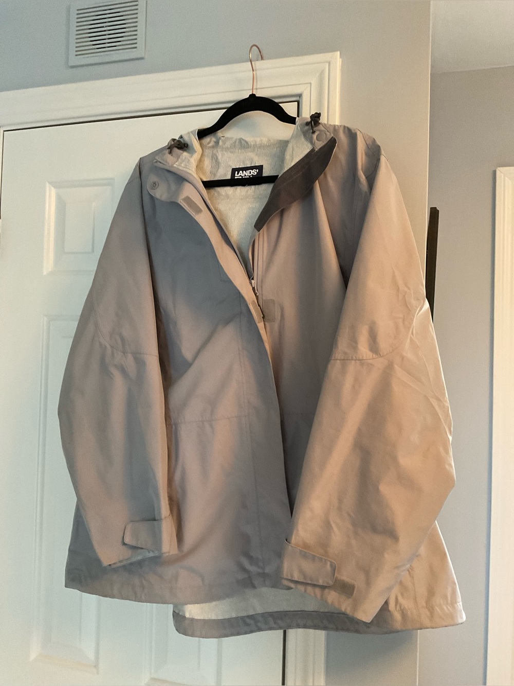 Lands' End Women's hooded Packable Water Resistant 3X